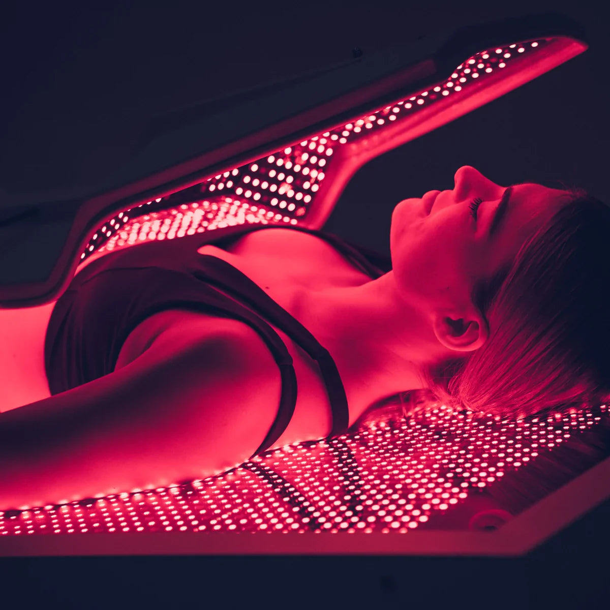 OvationULT Red and Near-Infrared Light Bed