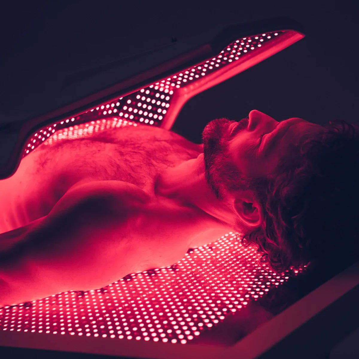 OvationULT Red and Near-Infrared Light Bed
