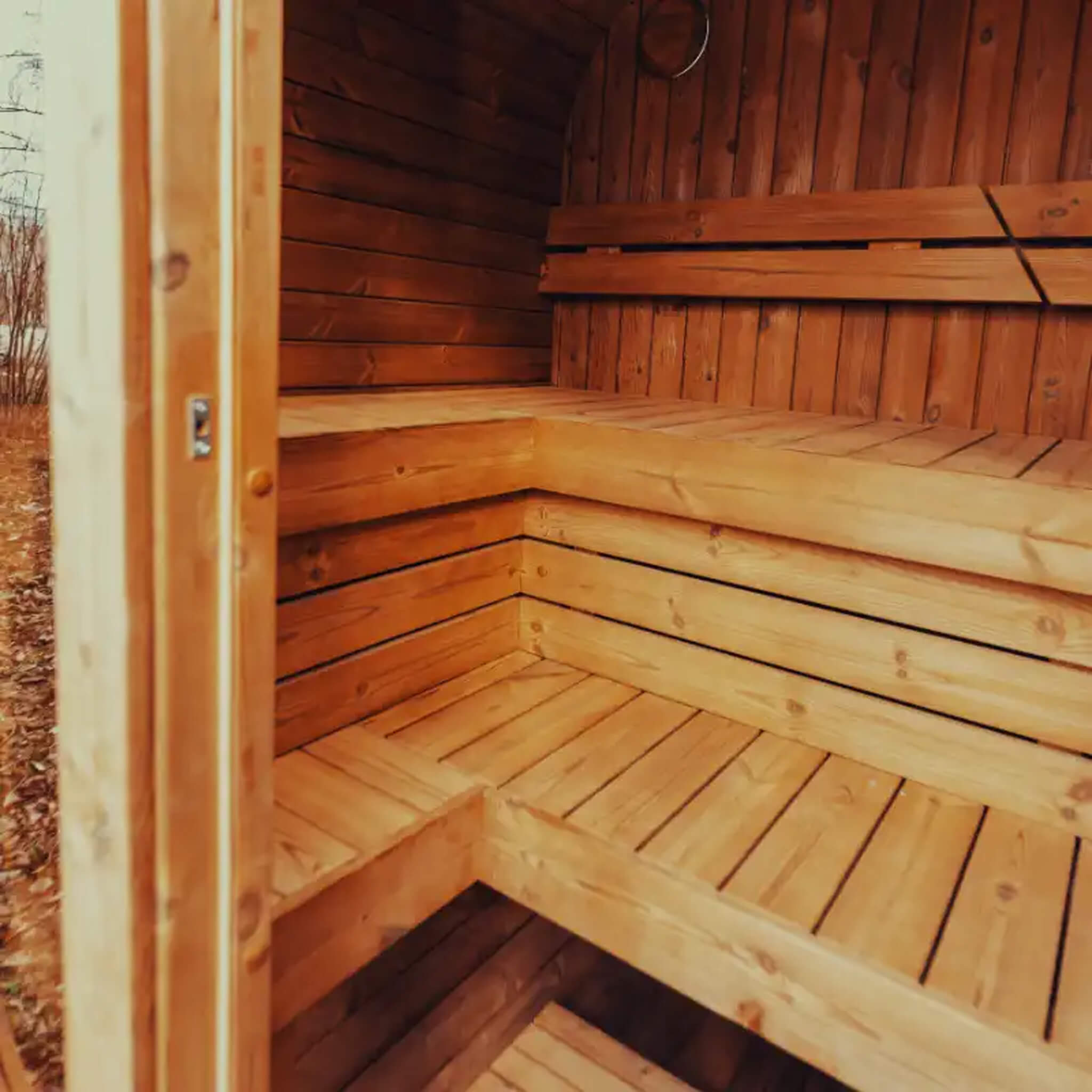 Premium 4-Person Outdoor Scandinavian ThermoWood Cube Sauna Kit