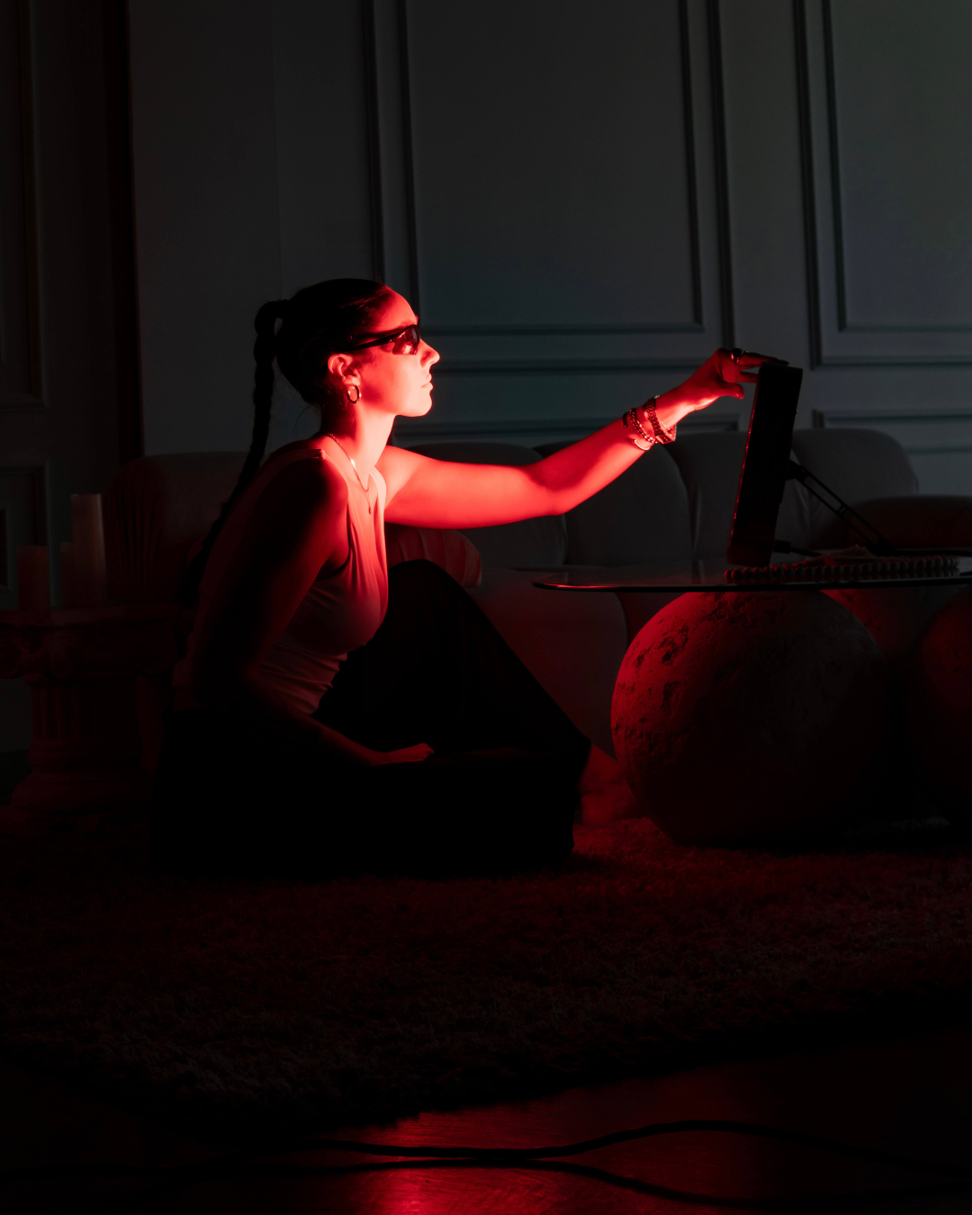 Targeted Red Light Therapy Panel - Compact Recovery & Skin Support