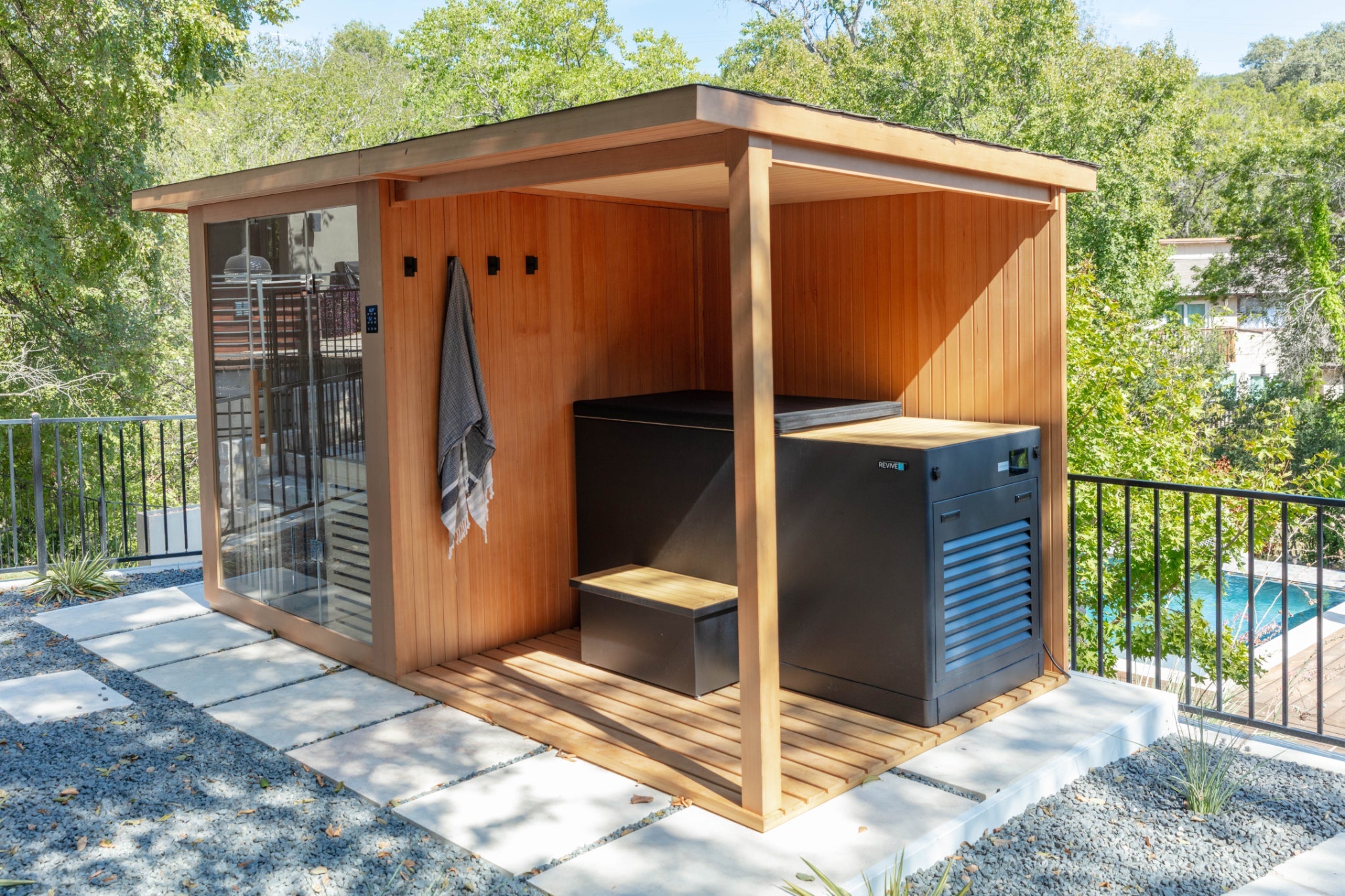 Revive 4-Person Traditional Sauna With Covered Deck Extension product image 2