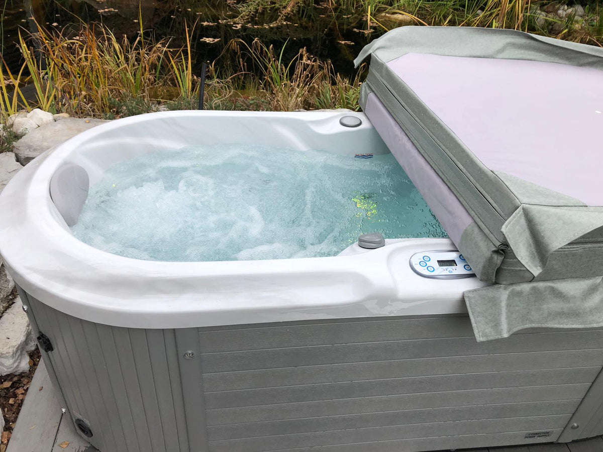RiverSpas Cantania - Compact 2-Person Hydrotherapy Spa