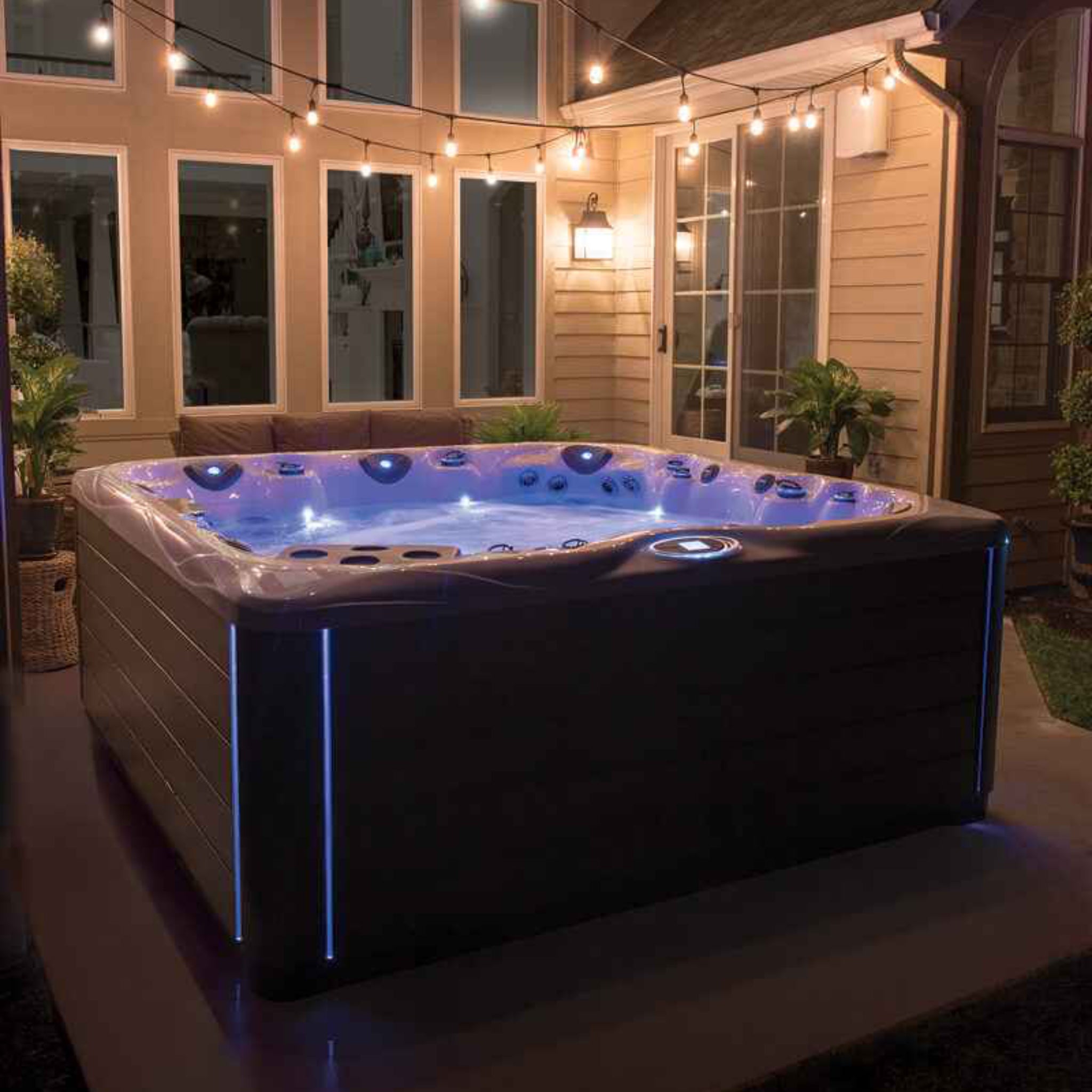 Hot Recovery Tub — Pinnacle Series (7-Person Hydrotherapy System)