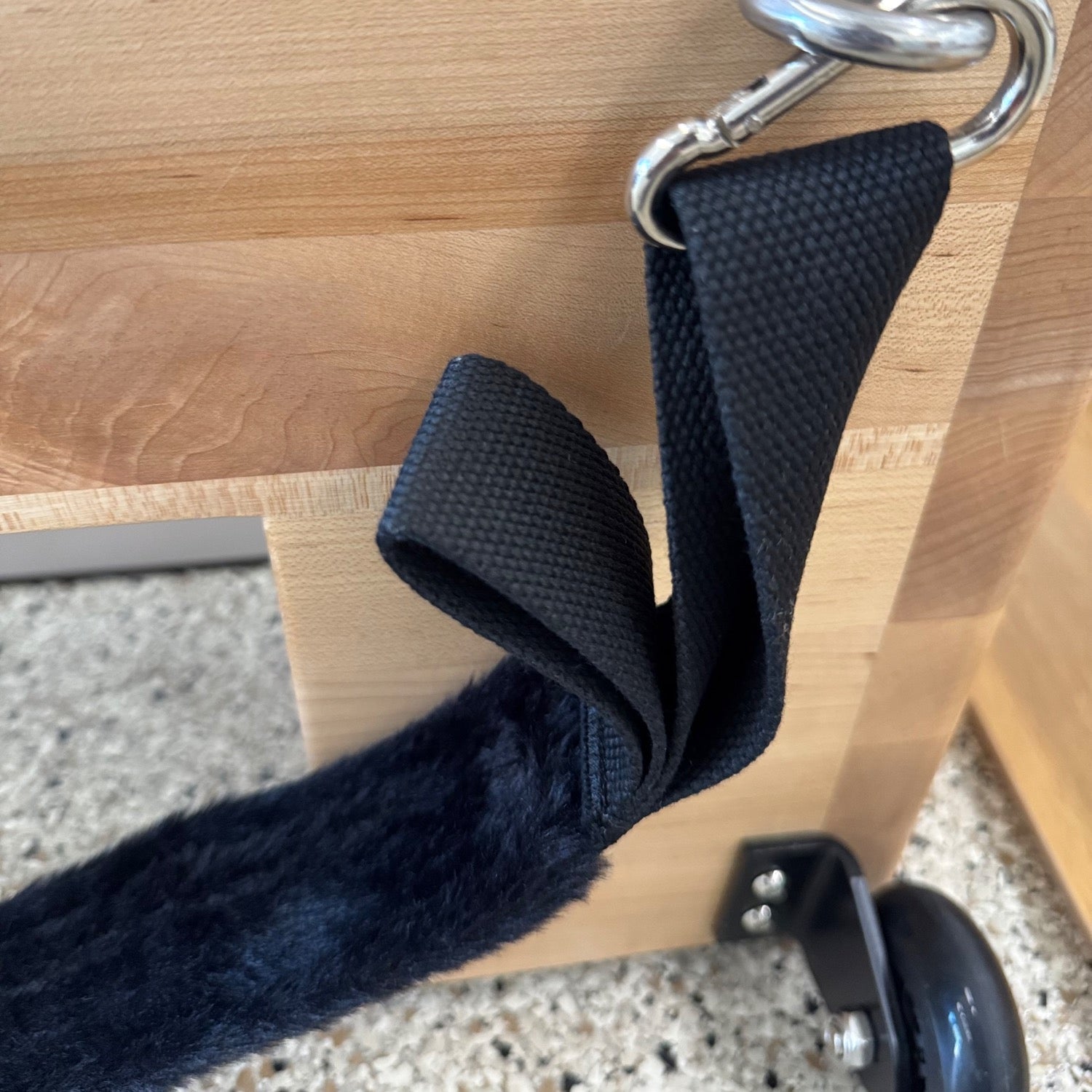 PersonalHour Fluffy Adjustable Reformer Foot Strap