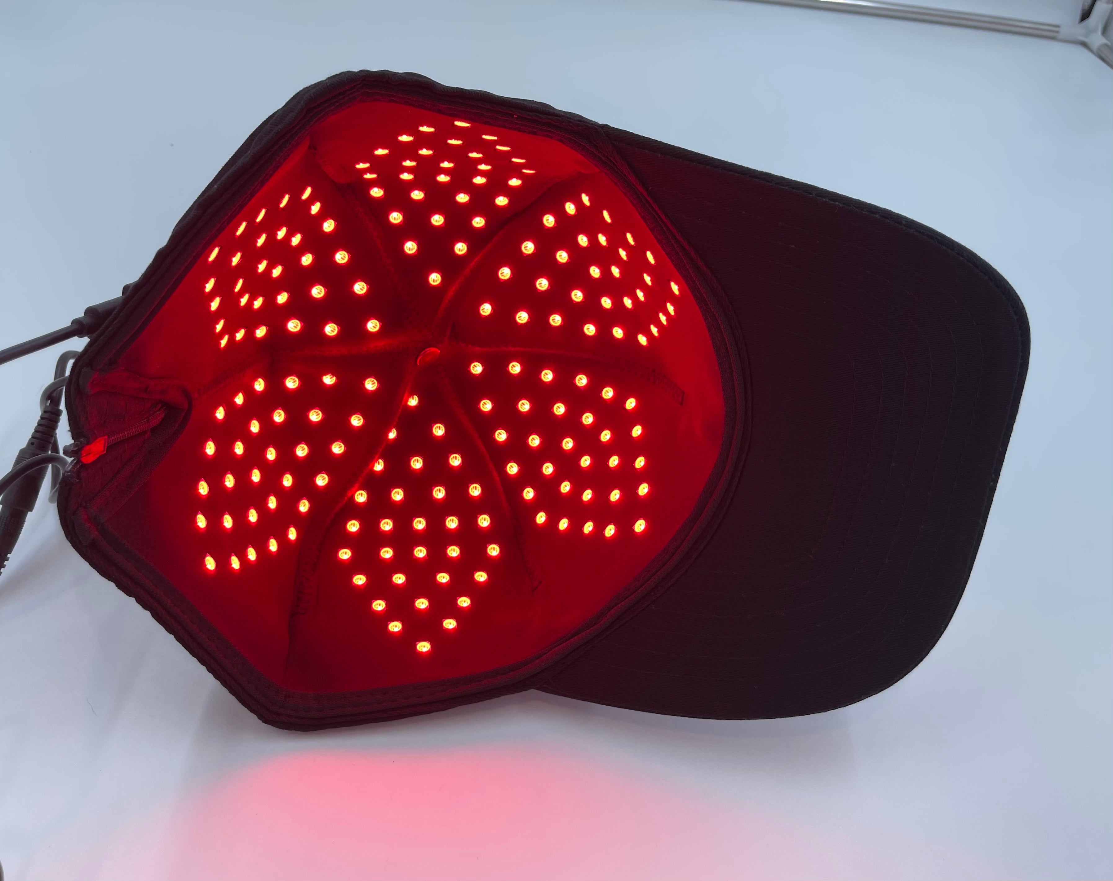 Red Light Therapy Cap — Wearable Scalp & Hair Support System (630–940nm)